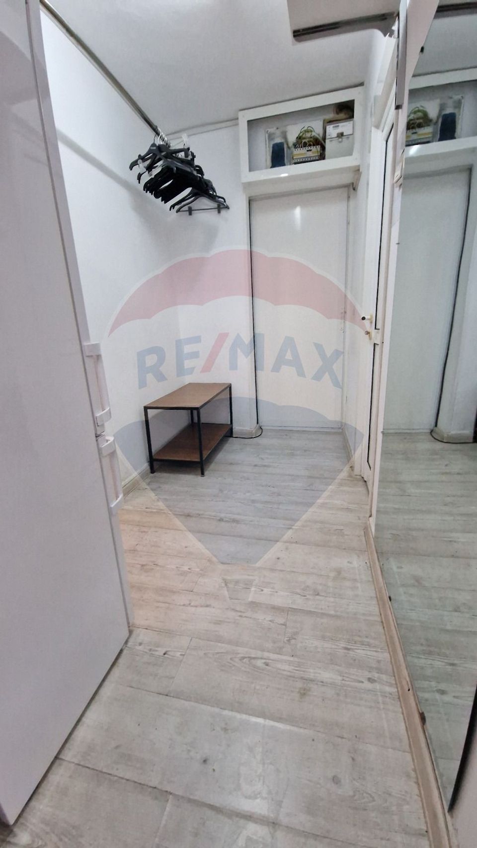 200sq.m Office Space for rent, Central area