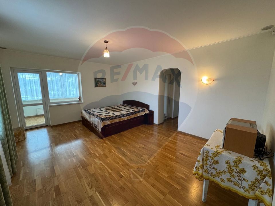 6 room House / Villa for sale, Darmanesti area