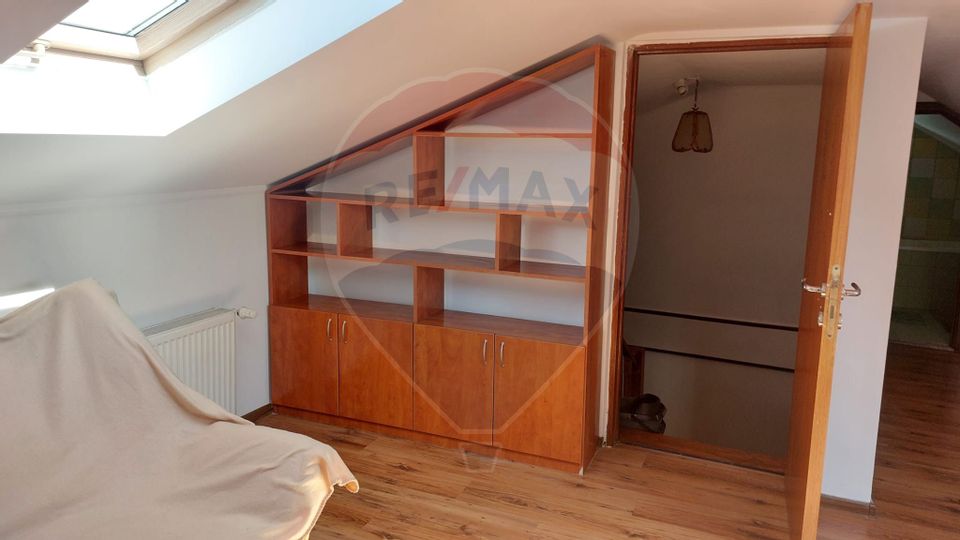 Apartment in villa - 3 rooms for rent in Fundeni district