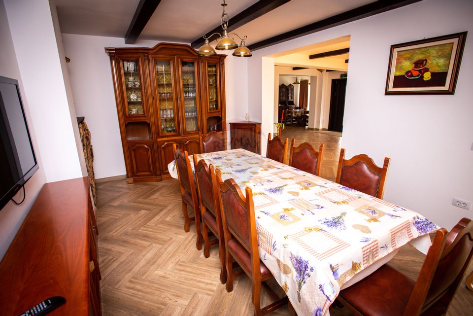 11 room Hotel / Pension for sale