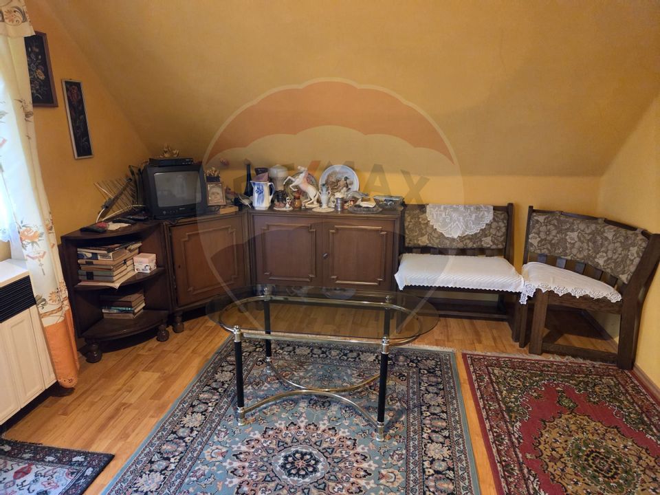 Casa cu mansarda in Sarkad Ungaria