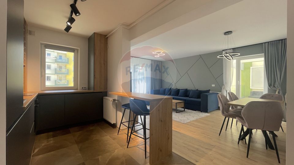 2 room Apartment for rent, Tractorul area