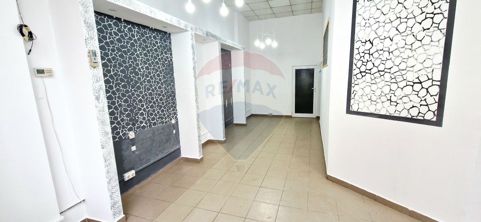 73sq.m Commercial Space for rent, UTA area