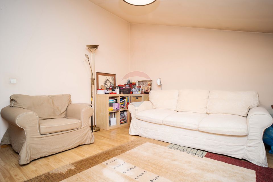 Apartament 3 camere pe strada Păcurari