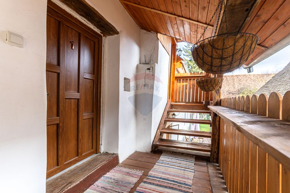 Casă / Vilă cu 7 camere de vânzare