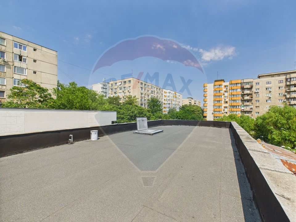 Vilă  S+P+2E  Petre Ispirescu- Sebastian, renovata complet