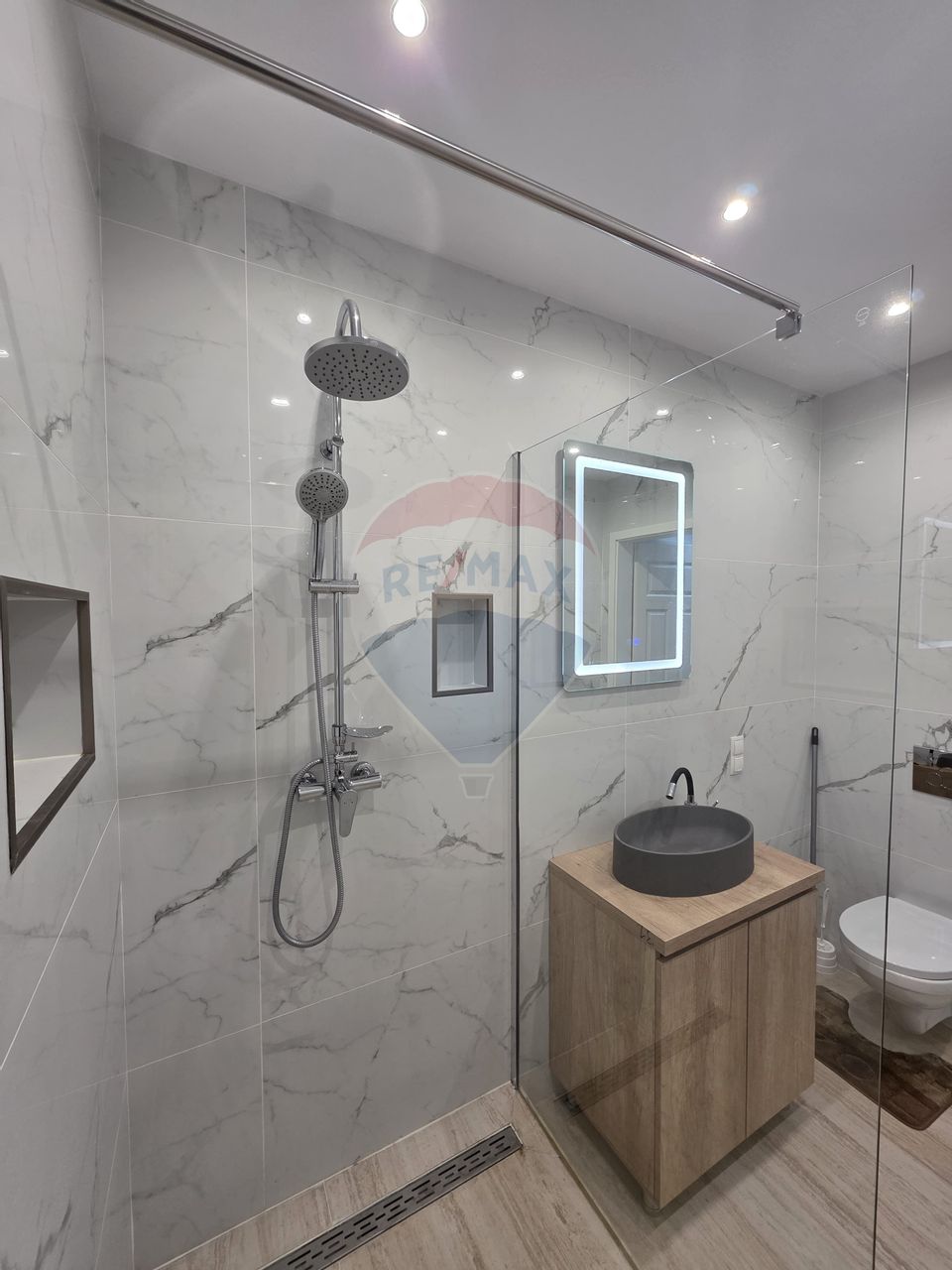 2 room Apartment for rent, Central area