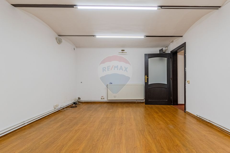 Office space for rent – central area, Str. Castanilor