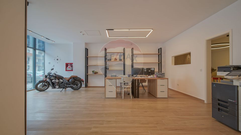 88sq.m Commercial Space for sale, Tractorul area