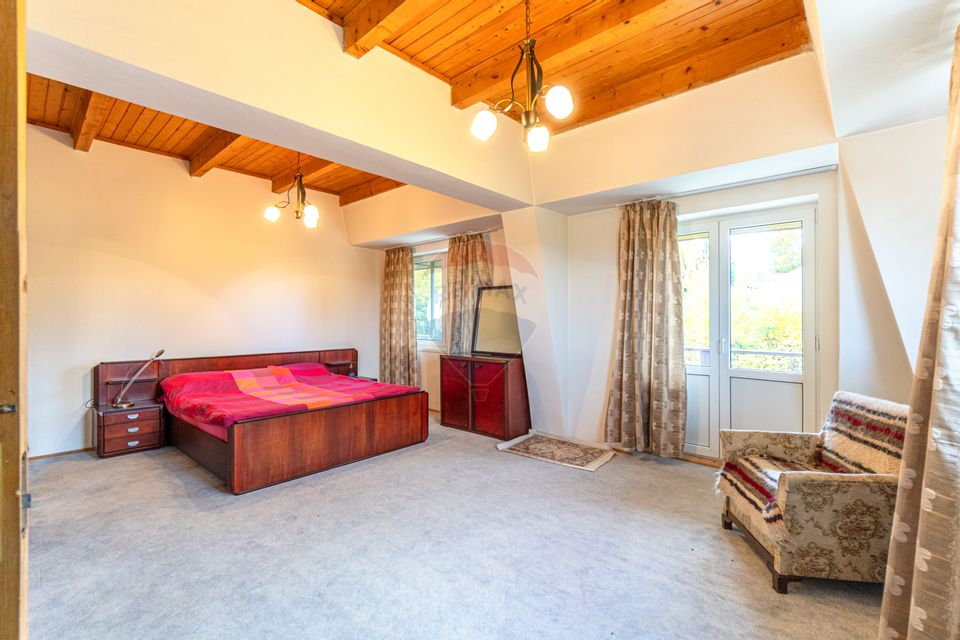 7 room House / Villa for sale