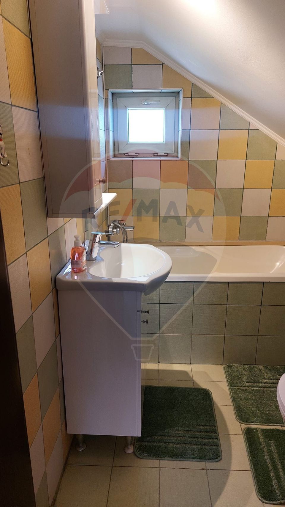 Apartment in villa - 3 rooms for rent in Fundeni district