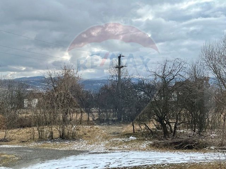 Casă / Vilă cu 4 camere de vânzare