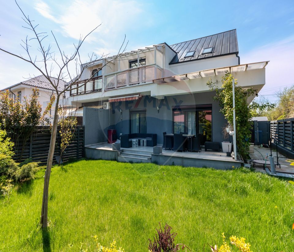 House / Villa with 5 rooms for sale, Laguna Albastra, str. Farms