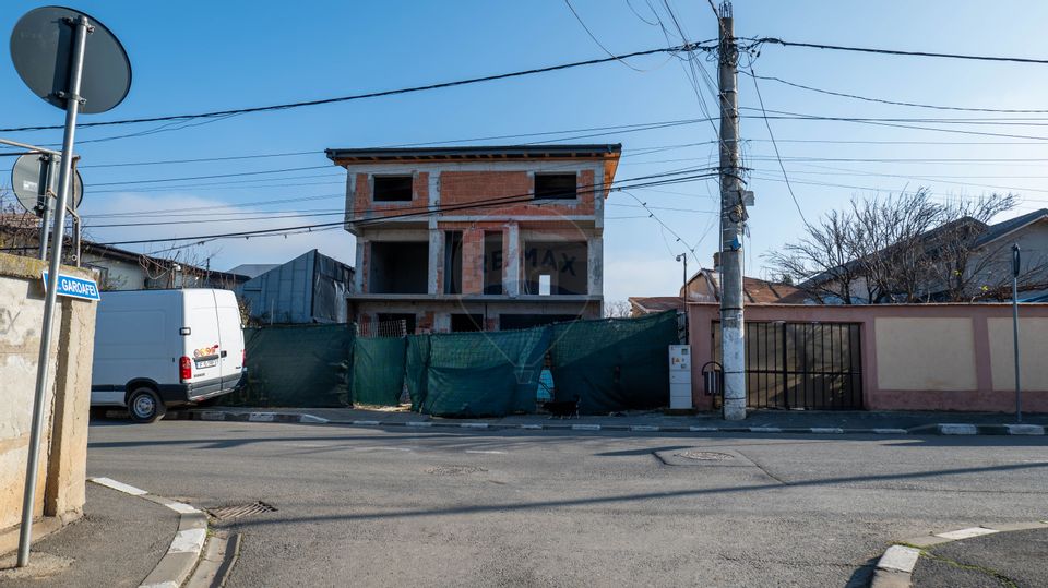Vanzare casa noua cu parter, etaj si mansarda, Pantelimon - Central
