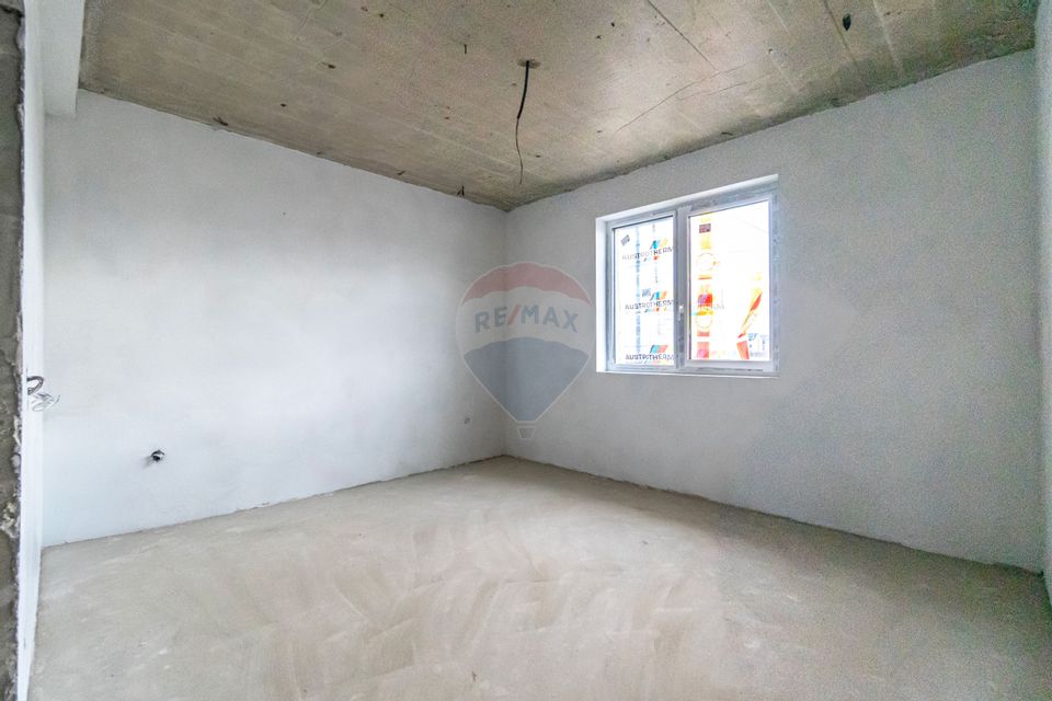 COMISION 0% | CASA 5 CAMERE| DE VANZARE|800MP TEREN| TOATE UTILITATILE