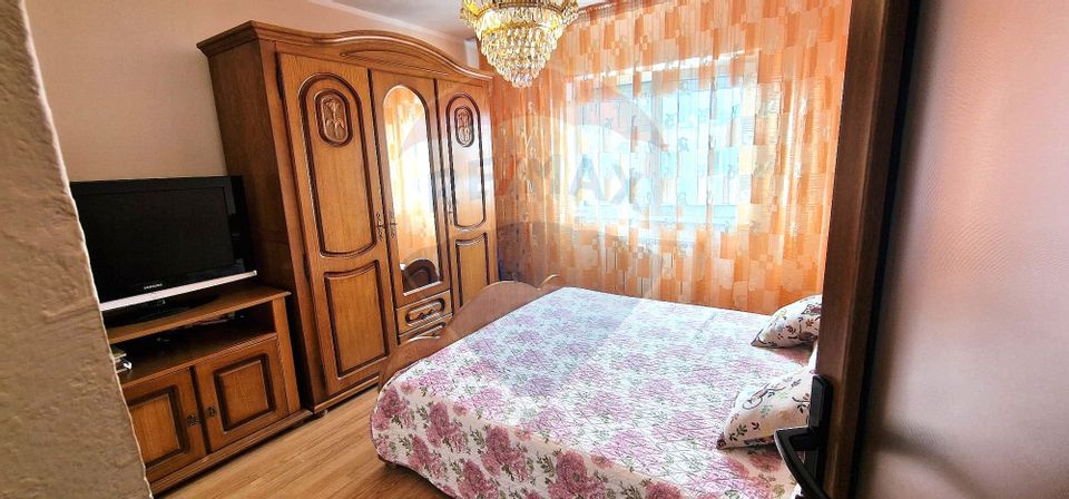2 room Apartment for rent, Milcov area