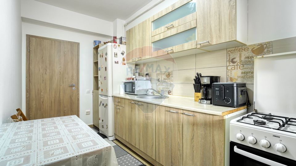 Apartament 3 camere cu terasă, Sânpetru!