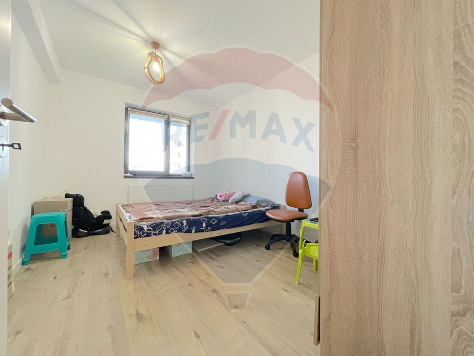 3 room Apartment for sale, Tractorul area