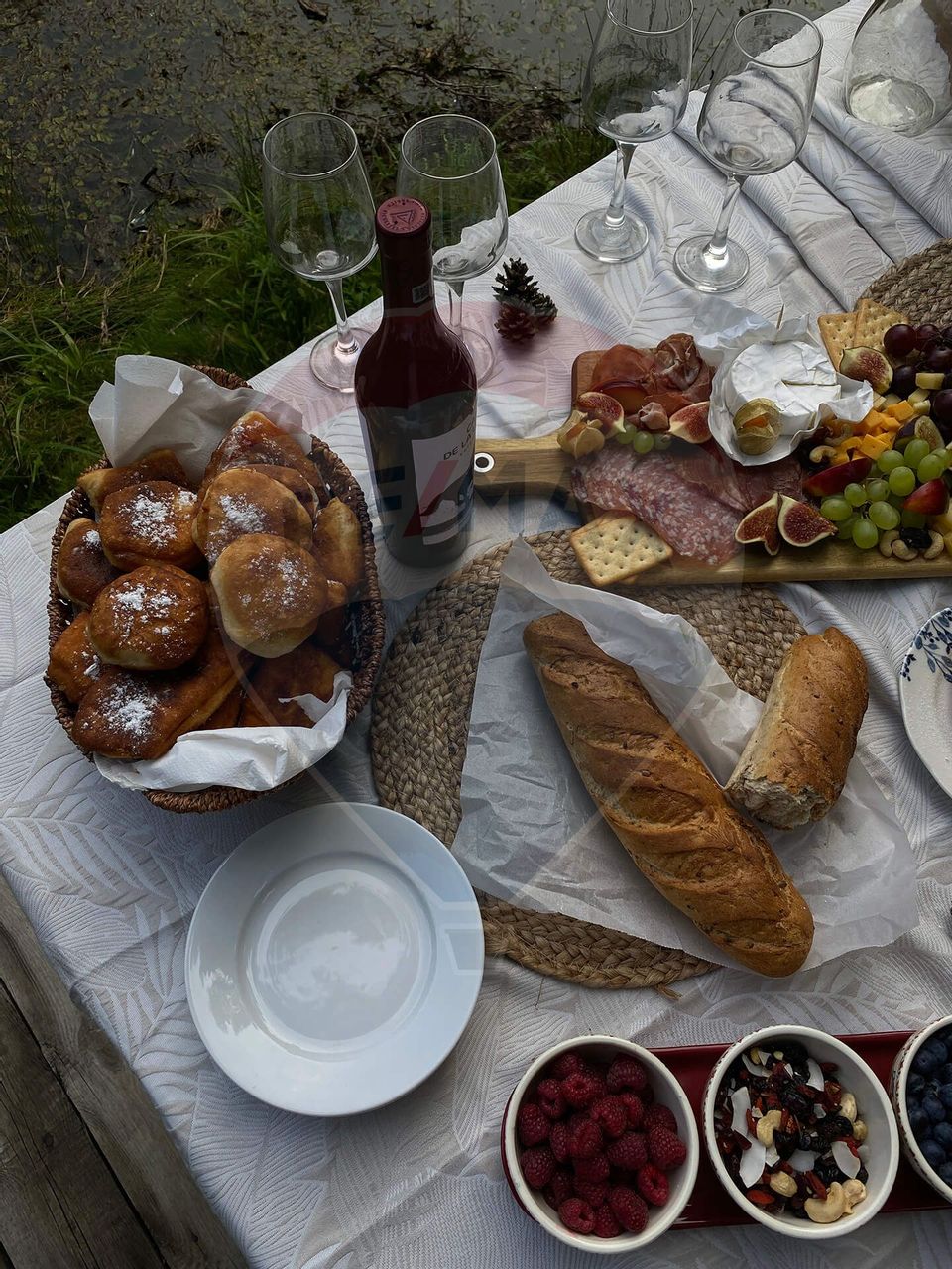 Guesthouse for sale | 12 rooms | Bisoca / Buzau