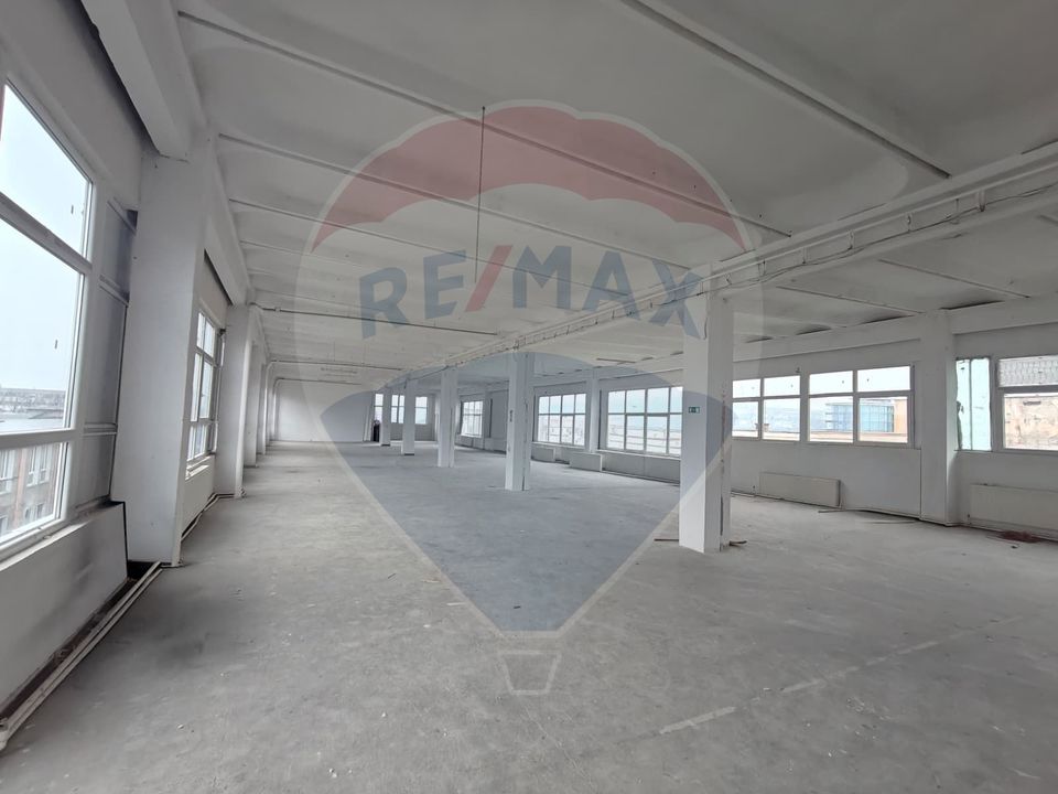 Spațiu depozitare sau productie de 600mp de închiriat în zona Bulgaria