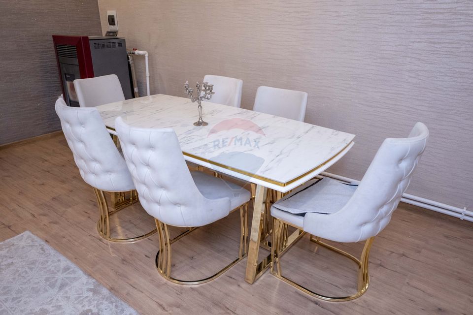 5 room House / Villa for sale