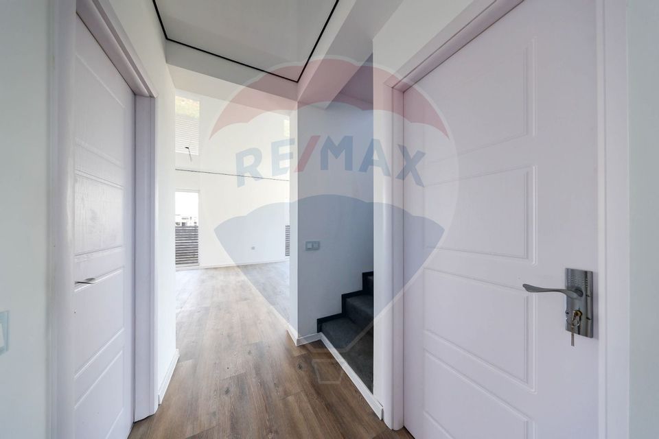 4 room House / Villa for sale