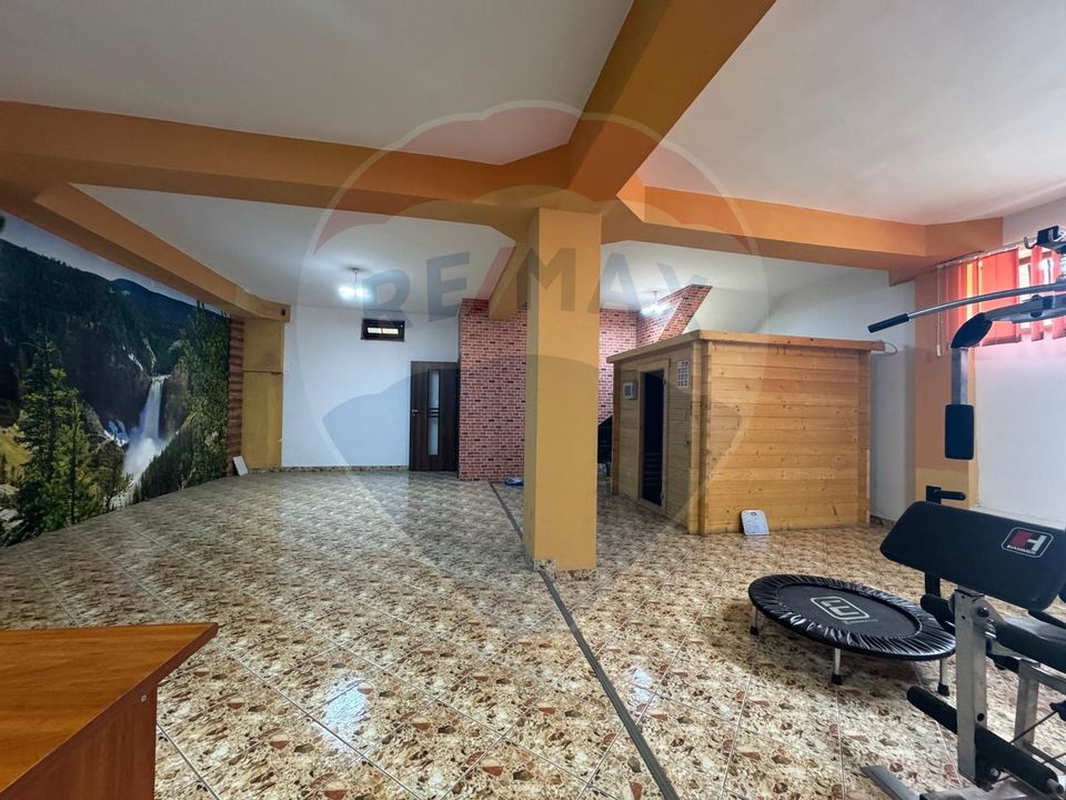 6 room House / Villa for sale