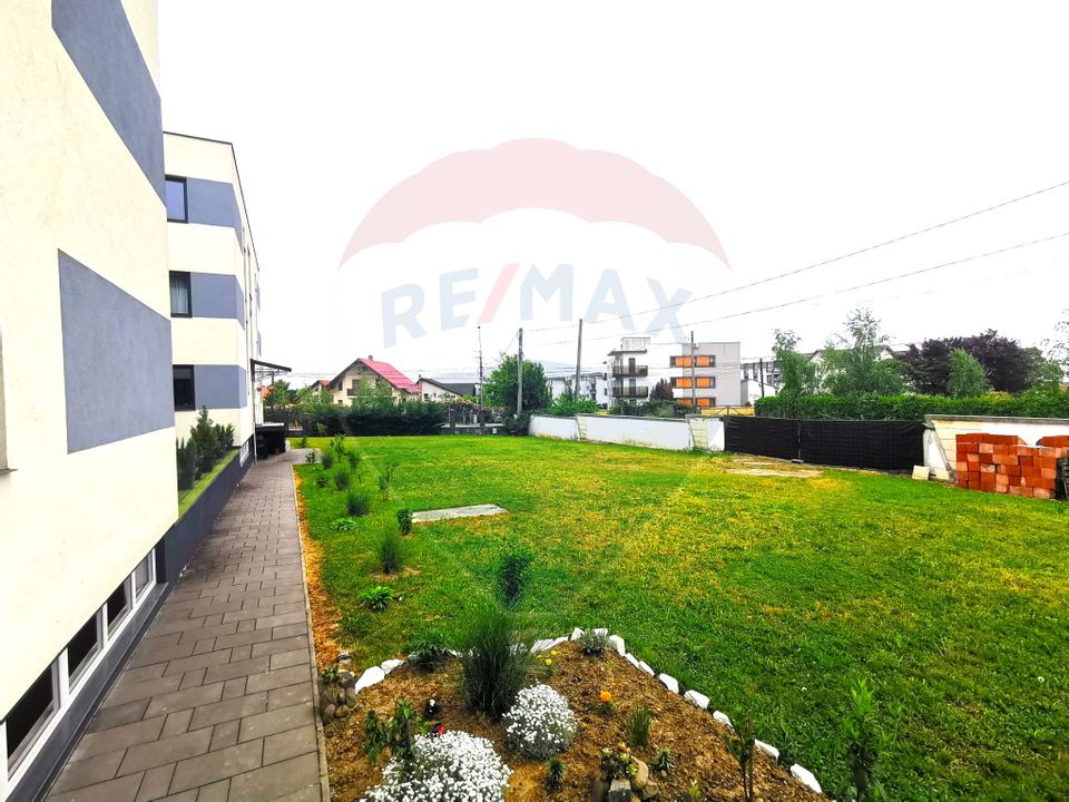 DE VÂNZARE – Apartament 3 camere, decomandat, Str. Victoriei