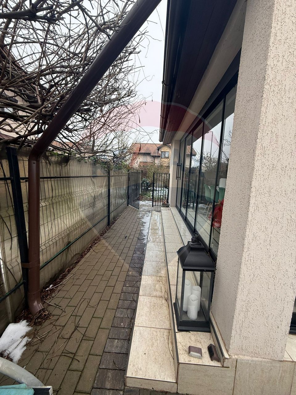 Casă / Vilă de vanzare in Otopeni, ansamblu rezidential, langa centru