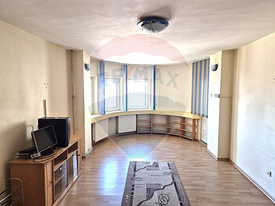 3 room Apartment for sale, 9 Mai area