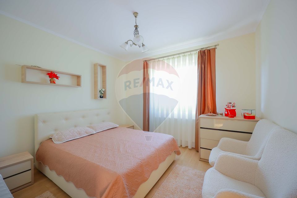 5 room House / Villa for sale
