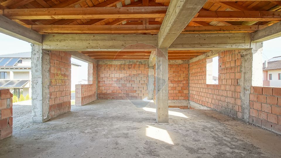 6 room House / Villa for sale