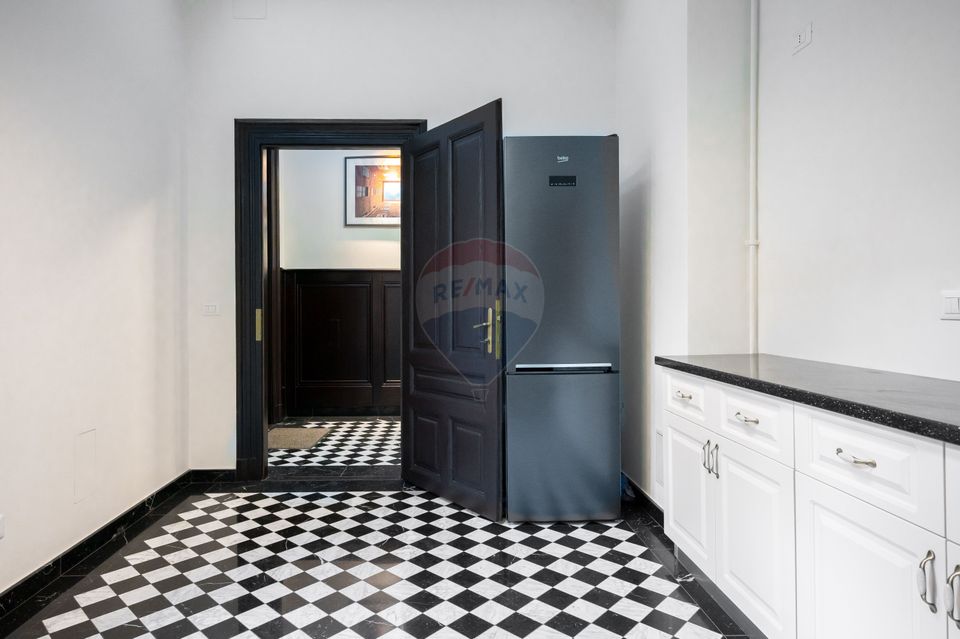 130 sqm Historic Property – Ideal for Living or Office