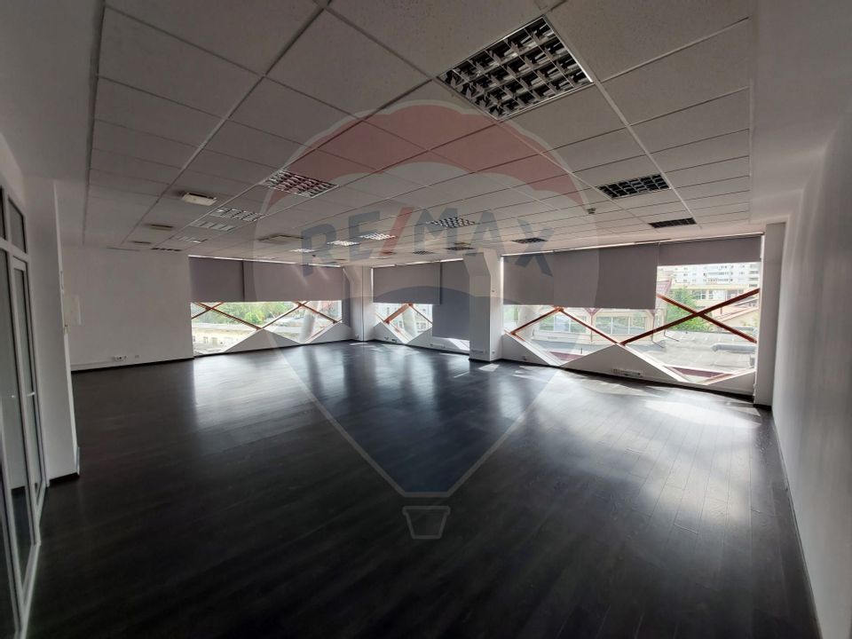 182.18sq.m Office Space for rent, Central area