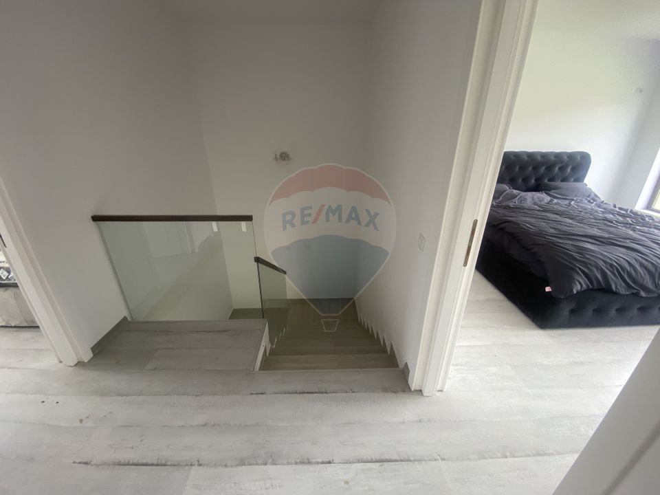 4 room House / Villa for sale