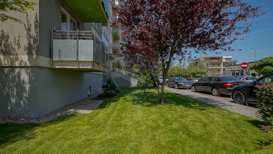 !!  VANDUT !!  Apartament de 3 camere, Tractorul, Brașov