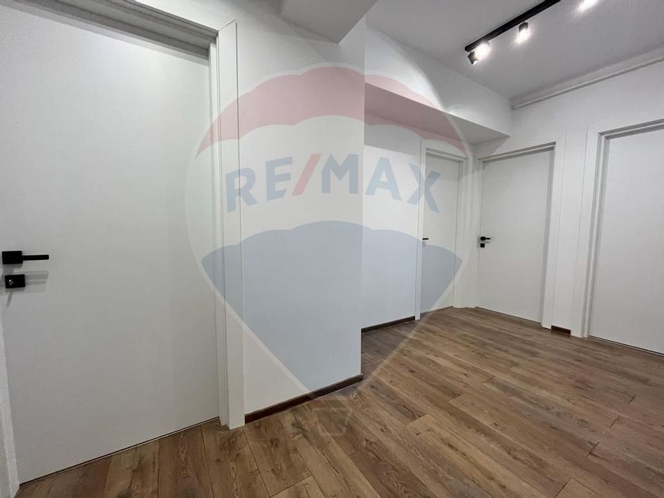 Apartament 3 camere in bloc nou de vanzare