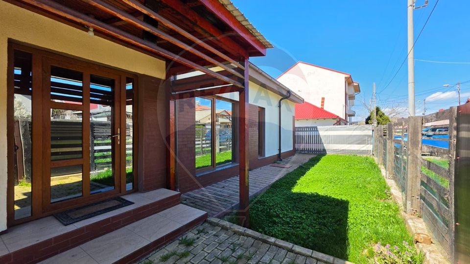 3 room House / Villa for sale