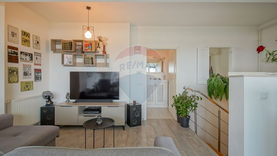 3 room Apartment for sale, Tractorul area