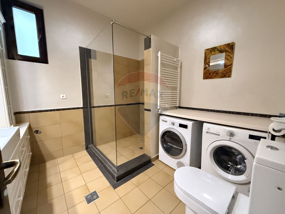 Casă / Vilă cu 4 camere de închiriat în zona Gruia