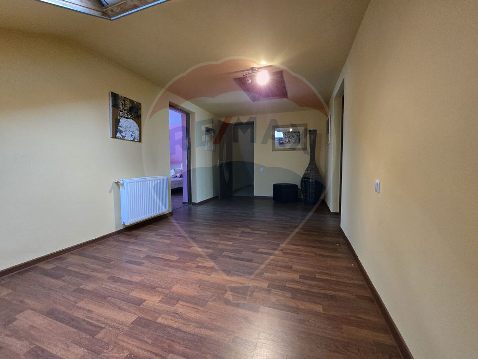 12 room House / Villa for sale, Central area