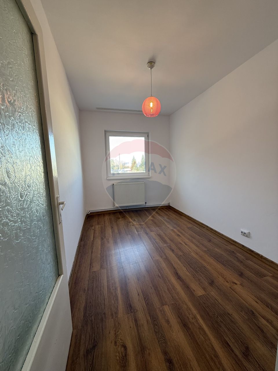 4 room Apartment for rent, Valea Aurie area