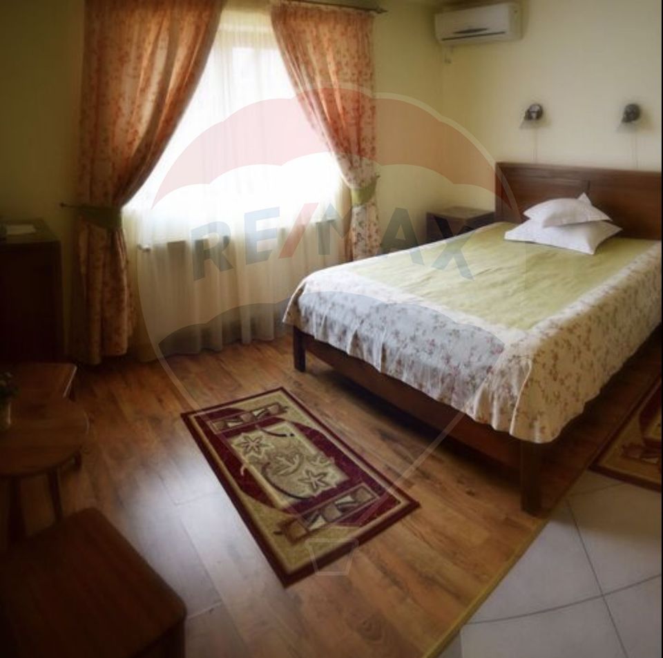 Hotel de vanzare la cateva minute de Podul Mogosoaia –Cu 40 de camere