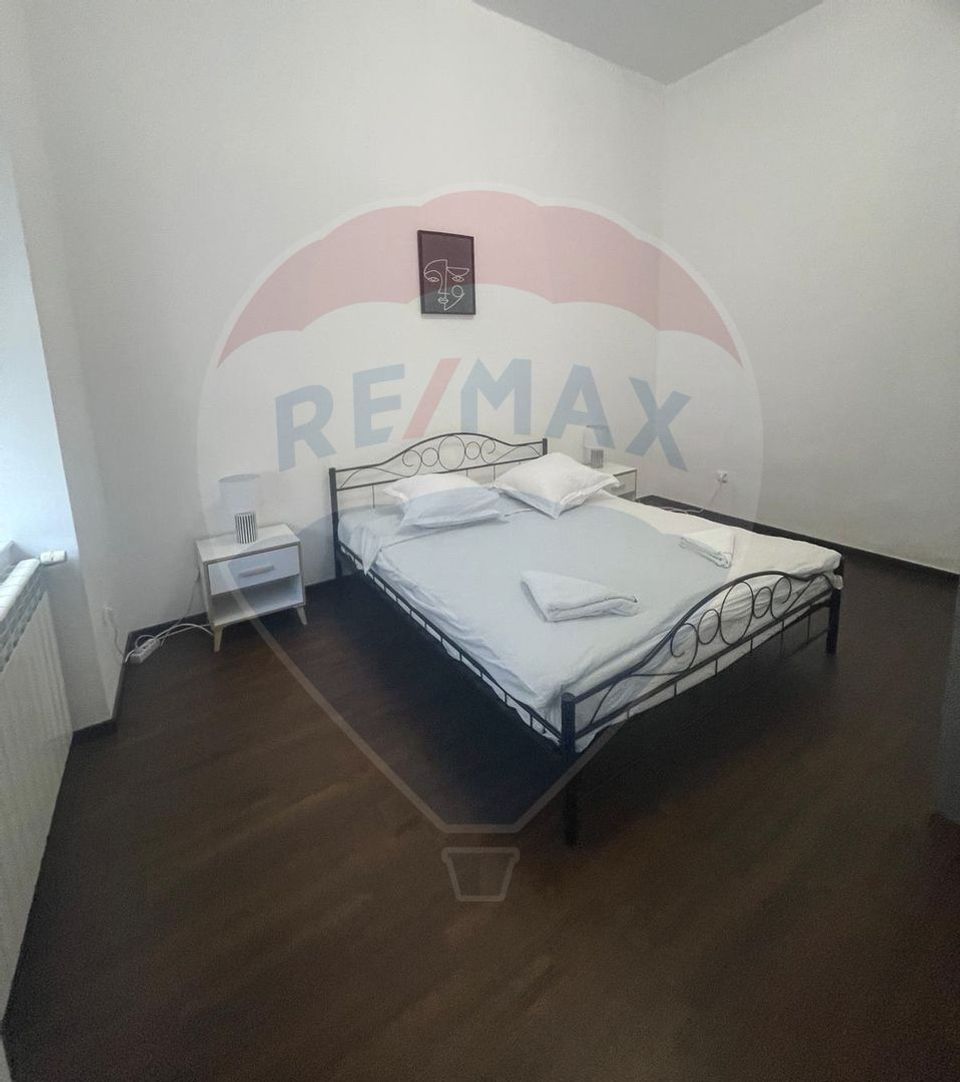 3 room Apartment for rent, P-ta Unirii area