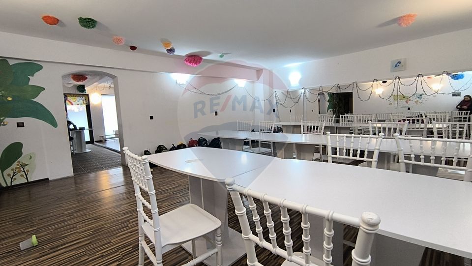 163.73sq.m Commercial Space for sale