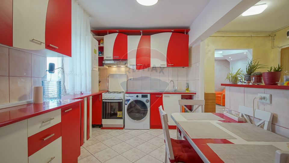 2 room Apartment for sale, Tractorul area