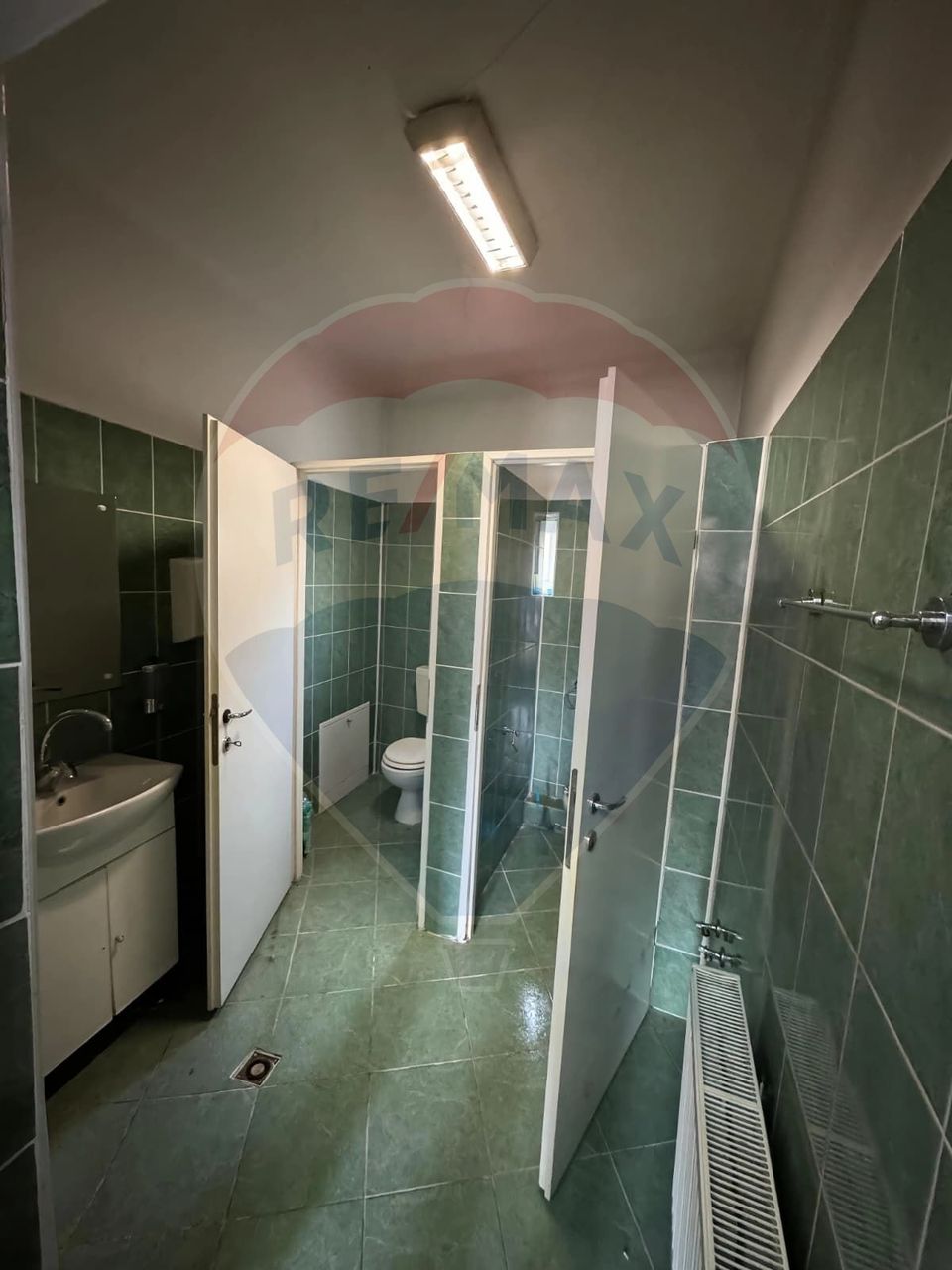 Casă  cu 5 camere de închiriat în zona Marasti, Piața 1 Mai