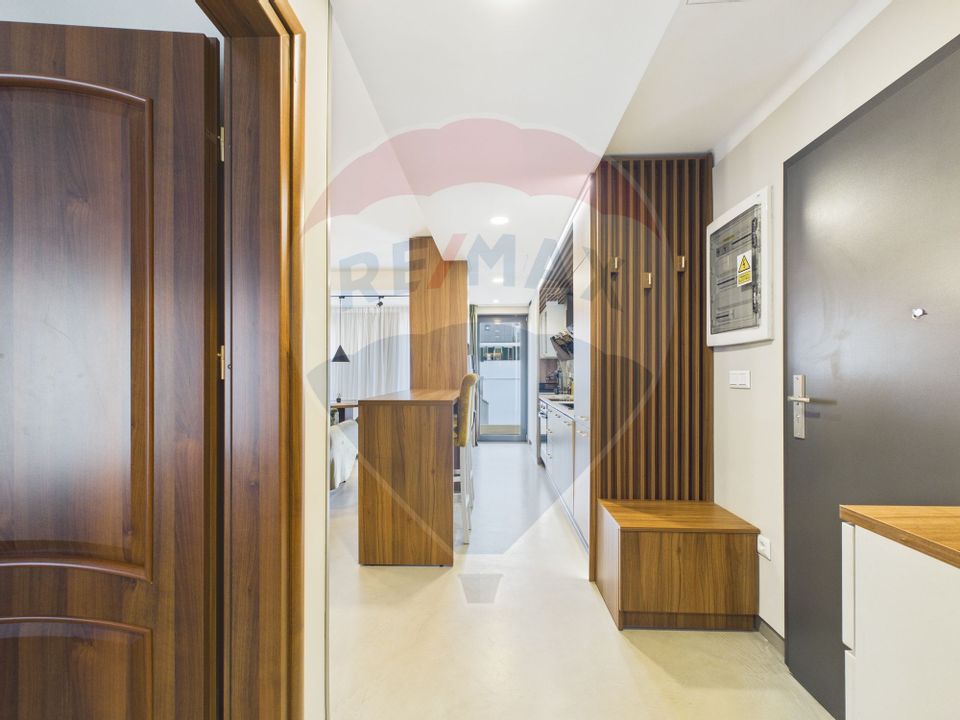 Apartament cu 2 camere ultrafinisat, de inchiriat - Zona Decebal