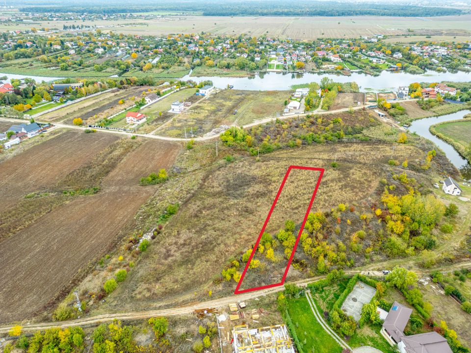Land 2,987sqm Ciofliceni / Strada Radu cel Mare