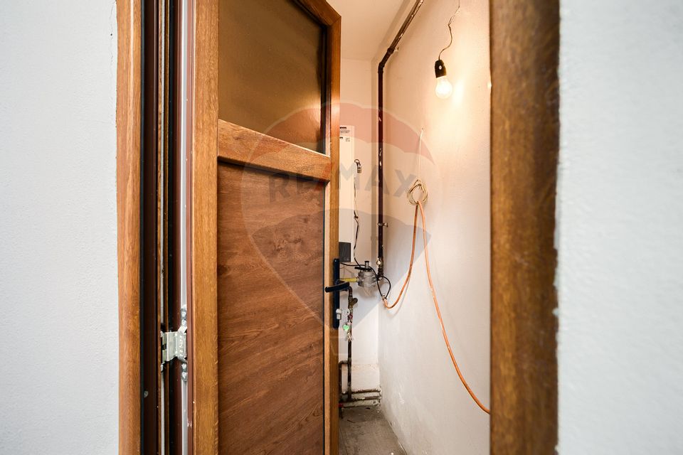 Spațiu comercial cu destinatie actuala Bar si jocuri noroc- Vlaicu